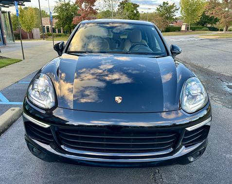 2016 Porsche Cayenne Cayenne