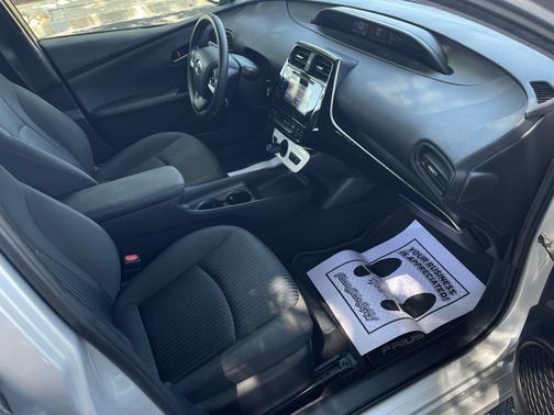 2016 Toyota Prius Two
