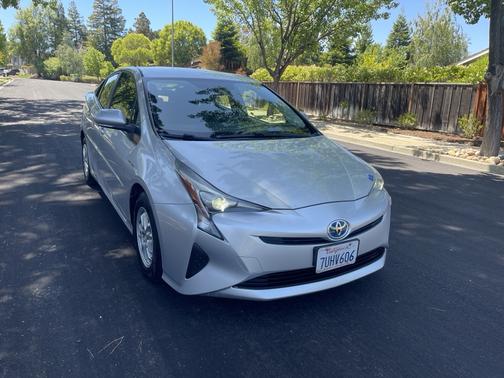2016 Toyota Prius Two