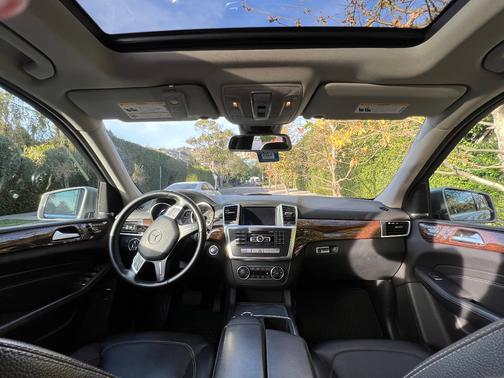 Gray 2012 Mercedes-Benz M-Class ML 350 4MATIC