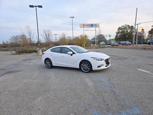 2018 Mazda Mazda3 Touring