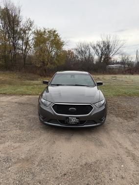 2016 Ford Taurus SHO