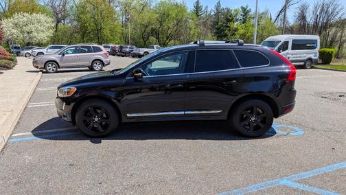 2015 Volvo XC60 T6 Premier Plus