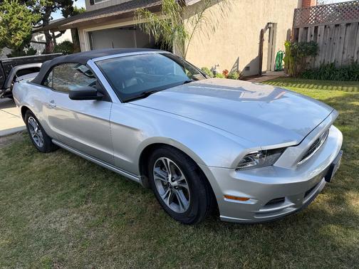 2014 Ford Mustang V6 Premium