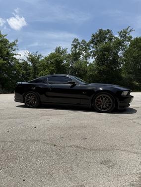 2011 Ford Mustang GT Premium
