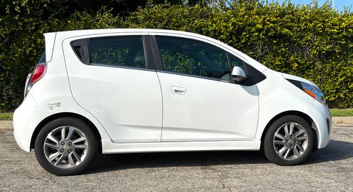 2016 Chevrolet Spark EV 2LT