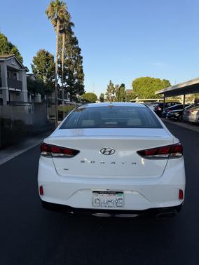 White 2019 Hyundai SONATA SE
