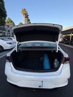 White 2019 Hyundai SONATA SE