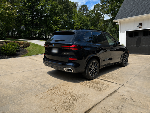 Black 2026 BMW X5 xDrive40i
