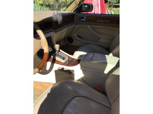 1997 Jaguar Vanden Plas Base