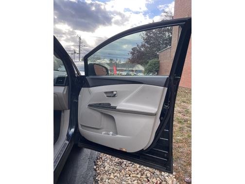 2014 Toyota Venza LE