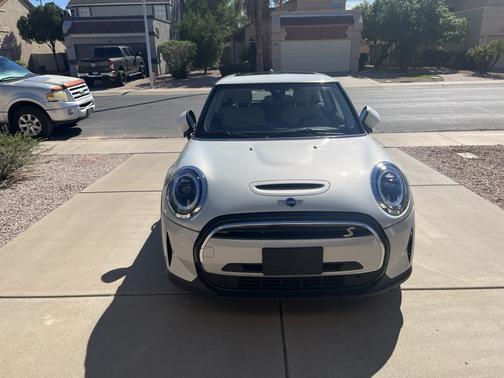 2023 MINI SE Hardtop Cooper