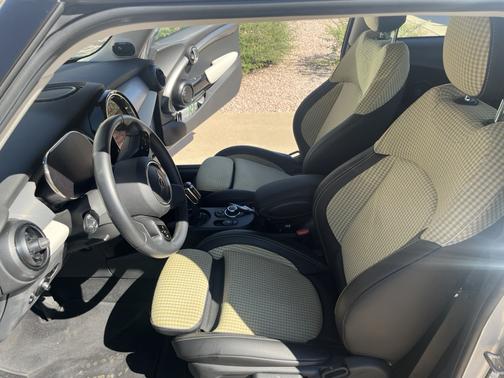 2023 MINI SE Hardtop Cooper