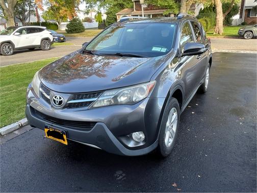 2013 Toyota RAV4 XLE