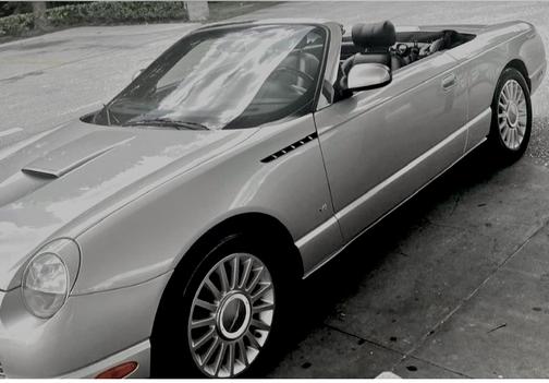 2004 Ford Thunderbird Premium