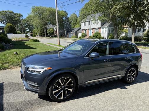 2018 Volvo XC90 Hybrid T8 Inscription