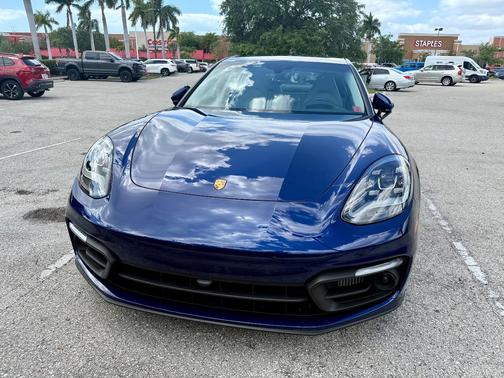 Blue 2023 Porsche Panamera Panamera 4 Platinum Edition