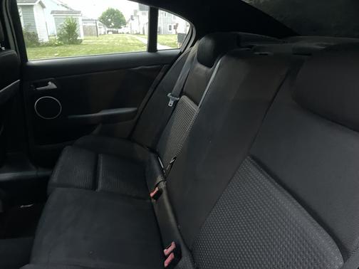 2009 Pontiac G8 Base
