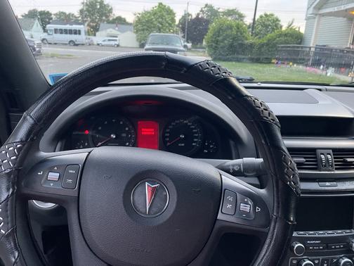 2009 Pontiac G8 Base