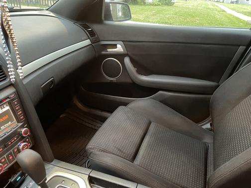2009 Pontiac G8 Base