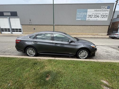 Gray 2013 Toyota Avalon Hybrid XLE Premium