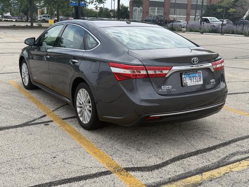 Gray 2013 Toyota Avalon Hybrid XLE Premium