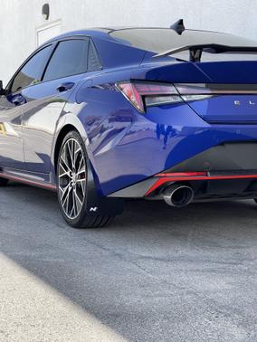 Photo 4 of 10 of 2022 Hyundai Elantra N Base
