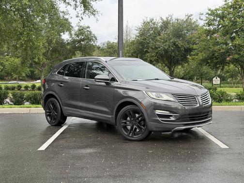 Gray 2017 Lincoln MKC Reserve