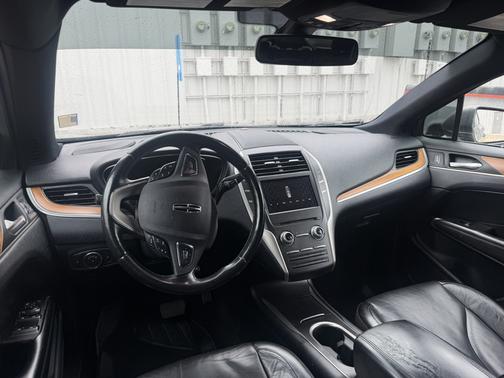 Gray 2017 Lincoln MKC Reserve