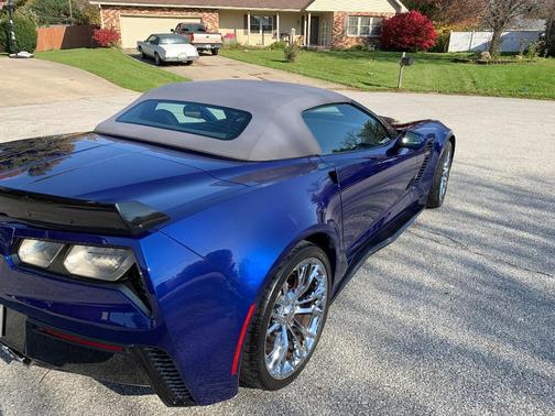 Blue 2018 Chevrolet Corvette Z06