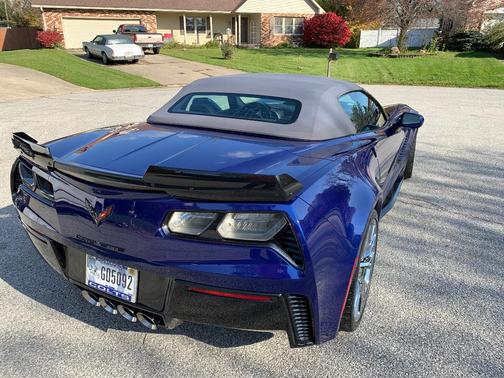 Blue 2018 Chevrolet Corvette Z06