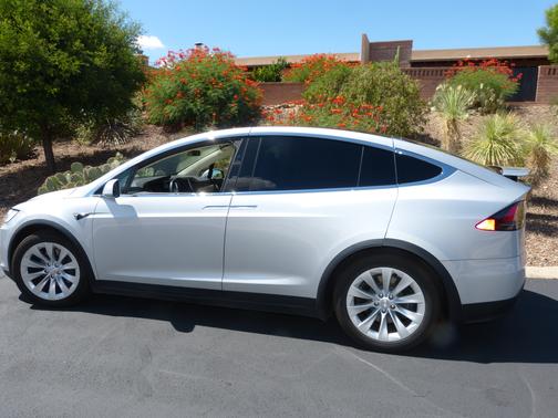 2017 Tesla Model X 100D