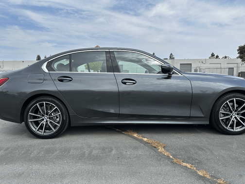Gray 2019 BMW 330 i