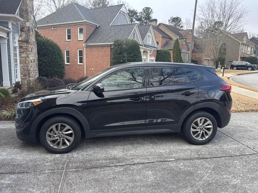 2018 Hyundai TUCSON SE