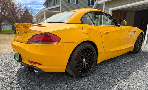 Yellow 2011 BMW Z4 sDrive35i