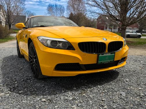 Yellow 2011 BMW Z4 sDrive35i