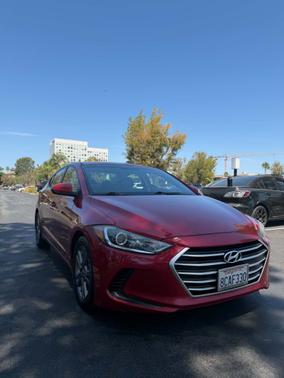 Red 2018 Hyundai ELANTRA SEL