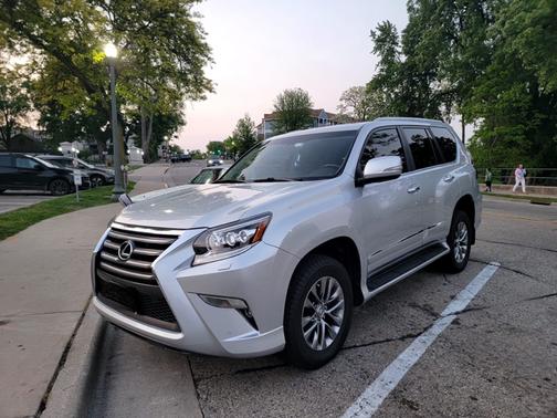 2016 Lexus GX 460 Luxury
