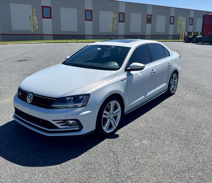 Silver 2017 Volkswagen Jetta GLI