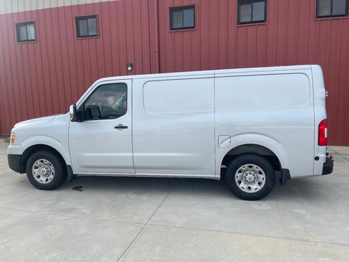 2018 Nissan NV Cargo NV2500 HD SV V8
