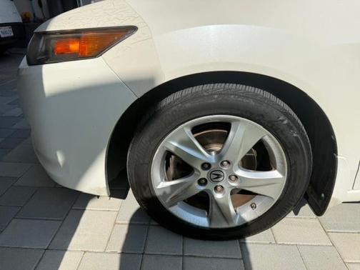 White 2010 Acura TSX Technology