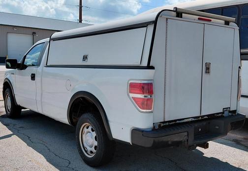 White 2010 Ford F-150 XL
