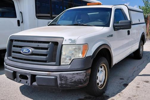 White 2010 Ford F-150 XL