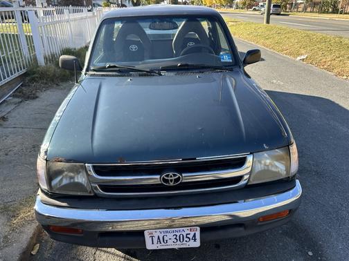 1998 Toyota Tacoma Base