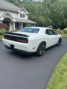 2015 Dodge Challenger SRT Hellcat