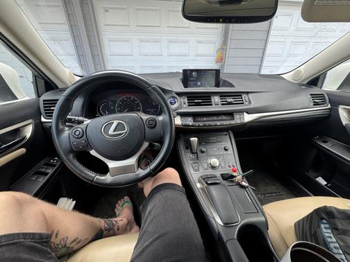 White 2014 Lexus CT 200h Premium