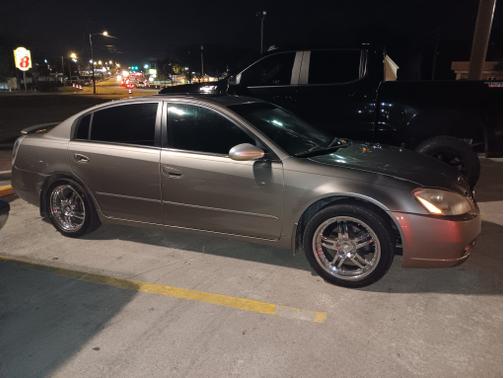 2004 Nissan Altima 2.5 SL