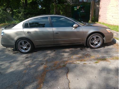 2004 Nissan Altima 2.5 SL