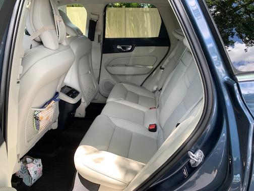 2019 Volvo XC60 T5 Inscription