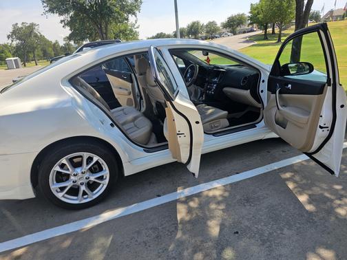 2013 Nissan Maxima SV